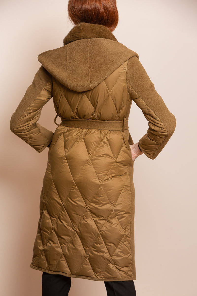 【rrr】Luan POODLE FUR COAT ブラウン Shearling Coat with Fox Fur Trim in Toffee| SheepskinTown.com