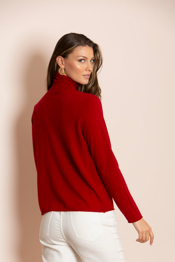 Amaya 100% Merino Wool Turtle Neck Sweater In Red