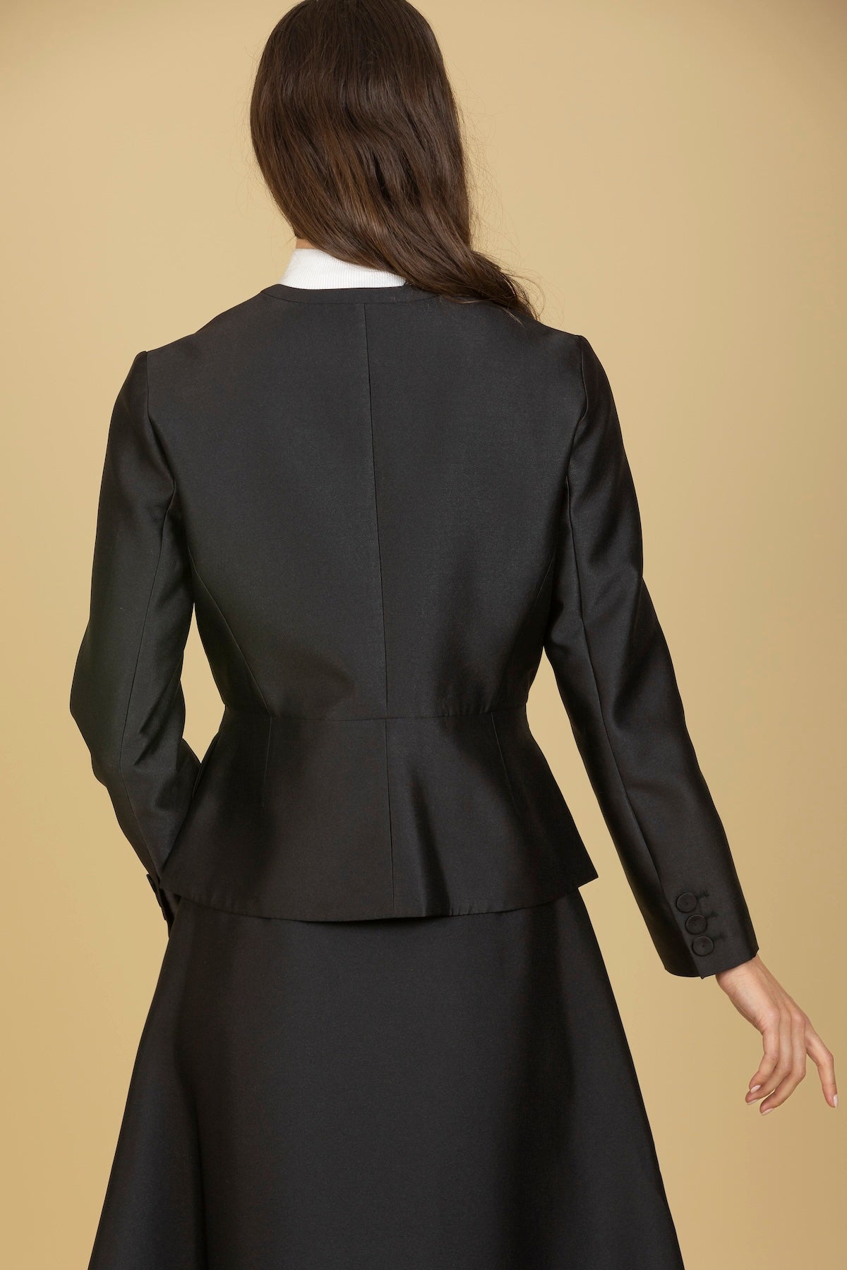 Wool Silk Blended Round Neck Jacket with Peplum