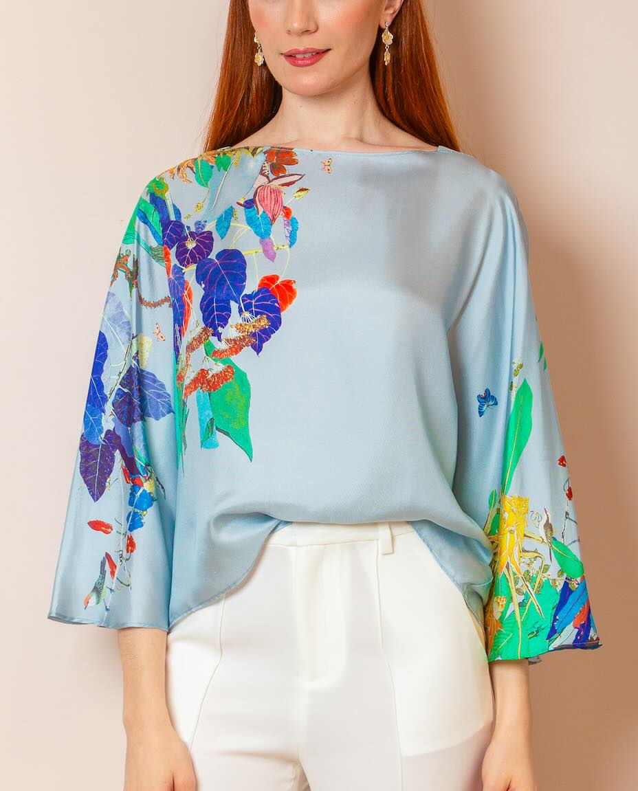 Cora Silk Twill Artistic Print Relaxed-Cut Blouse in Sky Blue