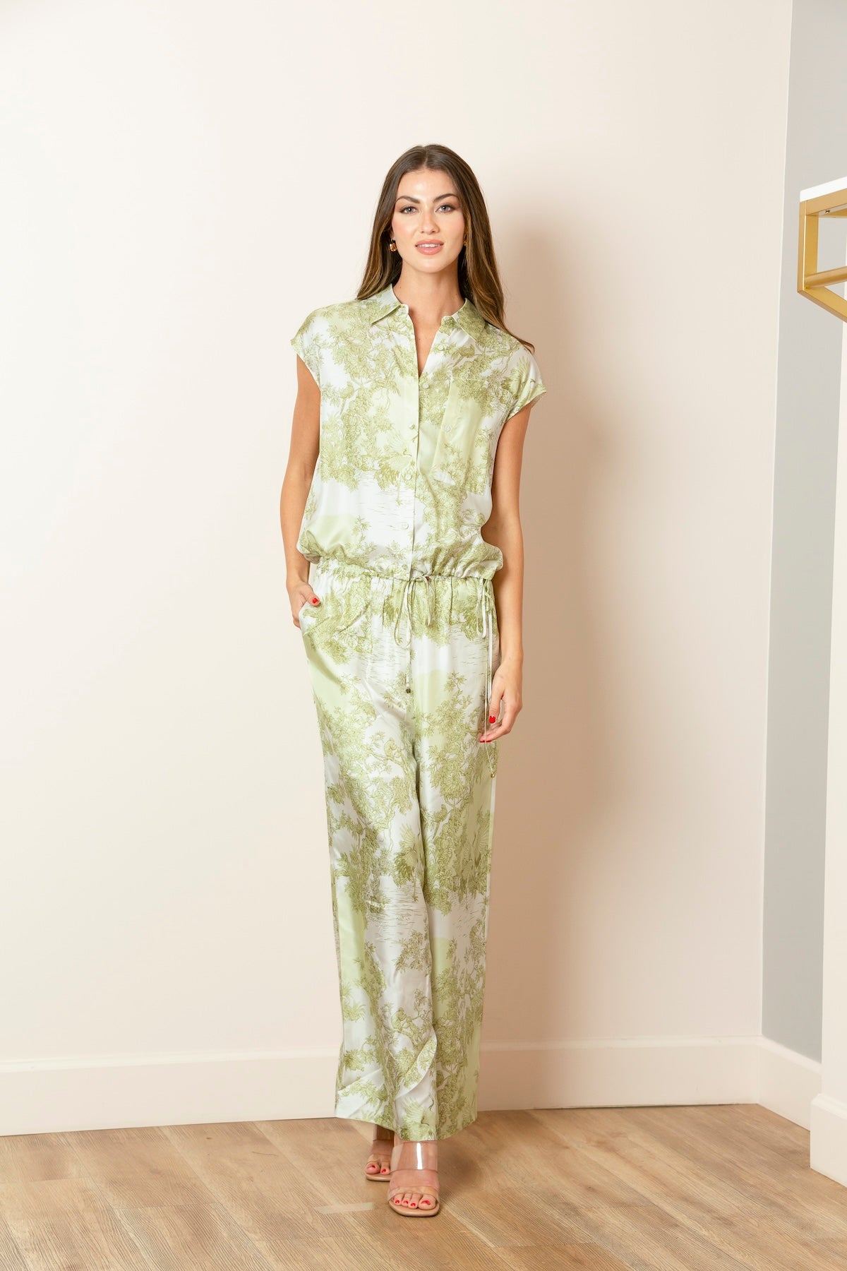 Sleeveless Button Down Printed Silk Blouse With A Drawstring In Light Green