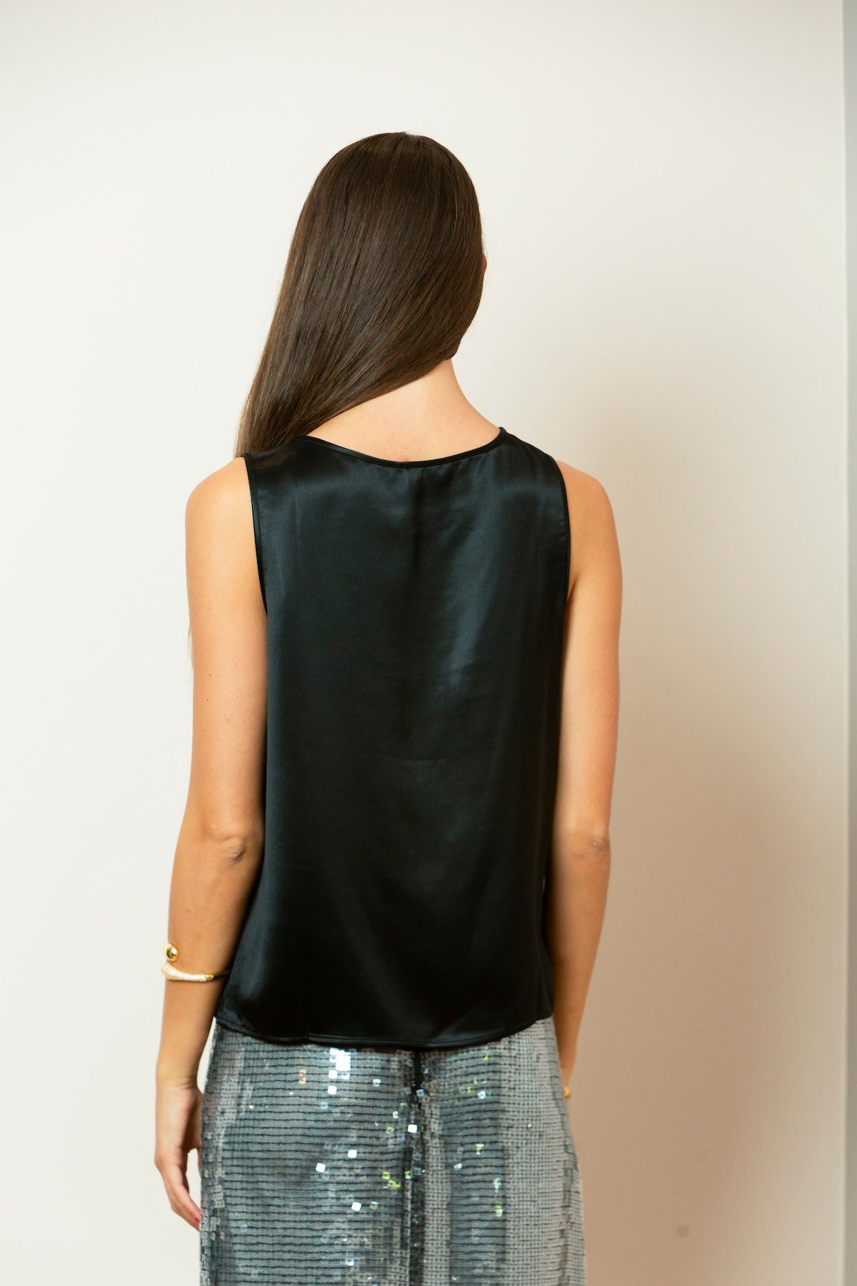 Satin Sleeveless Top In Black