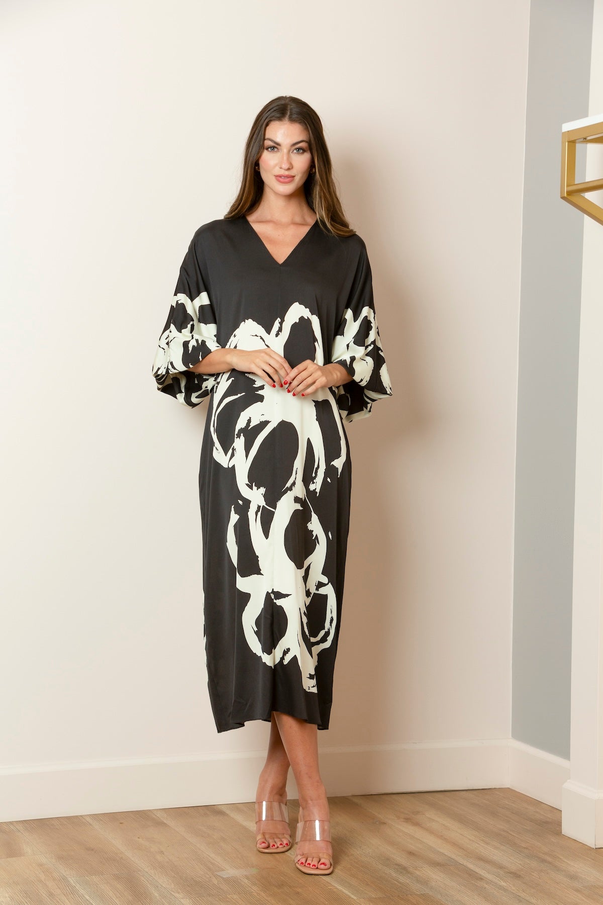 Printed Silk Tunic Dress with Dolman Sleeves In Black/Ivory