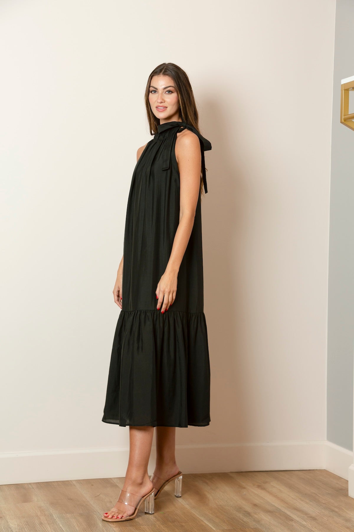 Halter Neck Maxi Dress with Gathered Hem In Black