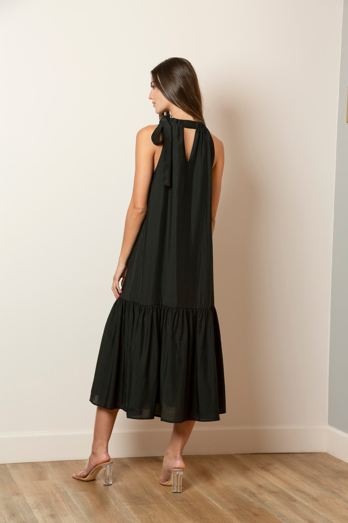 Halter Neck Maxi Dress with Gathered Hem In Black